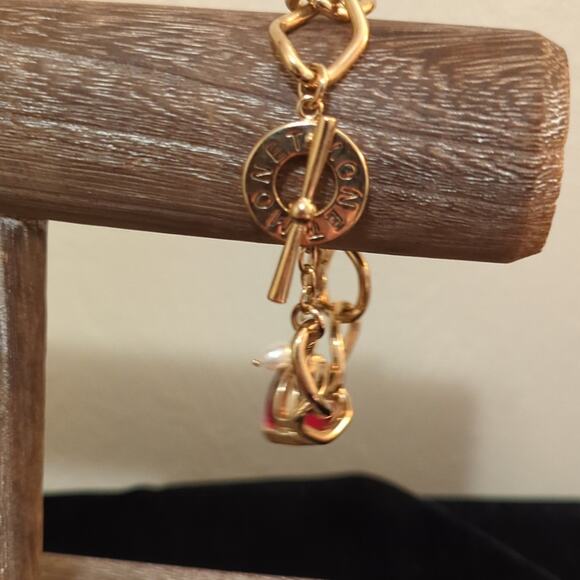 Monet Red Teardrop Crystal Charm Gold-Tone Chain Toggle Clasp Bracelet 6.5-6.75" - Picture 4 of 8